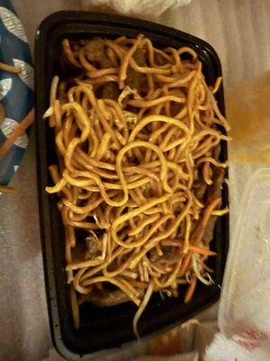 Beef lo mein