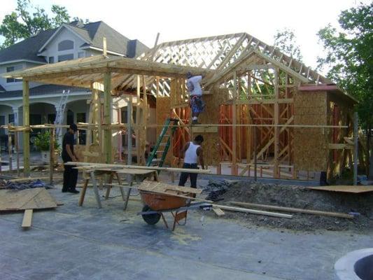 Macias Constructions