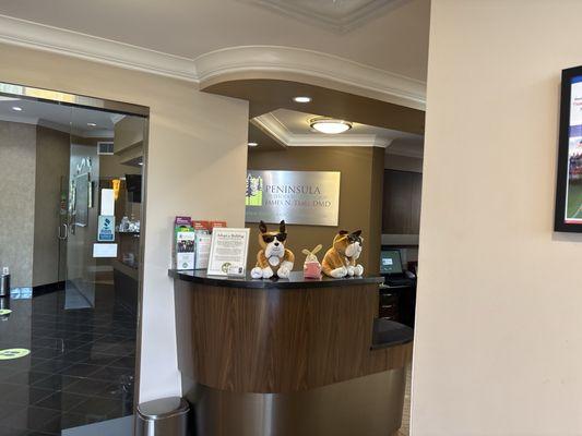 Front office is spacious and welcoming. Fantastic service.