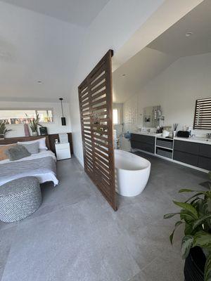 Raina Nicole Woodworks