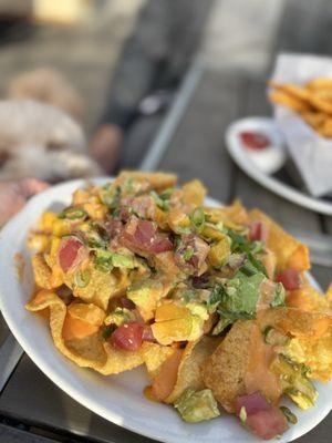 Ahi poke nachos