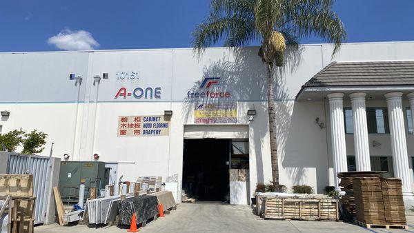 Alana Floor Show room