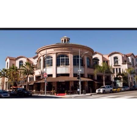 Nadia Emelia - Rebel Real Estate Auctions