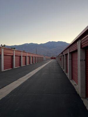 Devon Self Storage Palm Springs, California