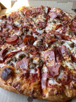 All the halal meats special pizza!