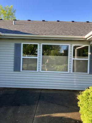 NR Complete Pressure Washing