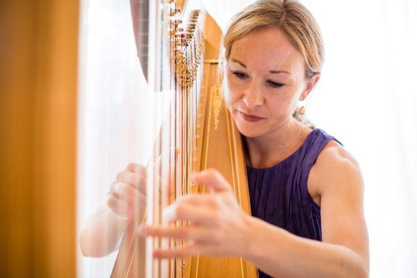Julie Smith Phillips, Harpist