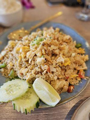 Crab fried rice w real chunks of real crab 9/10