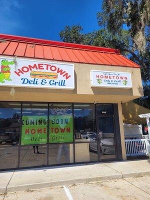 Hometown Deli & Grill
