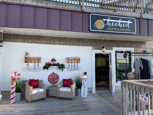 Hooked Crafts & Apparel