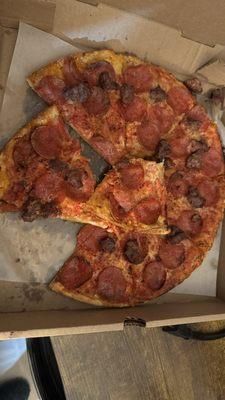 Common House of Pizza