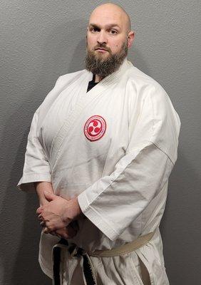Founder of Beikoku Tamashii Shorin Ryu
Kyoshi CJ Mayo