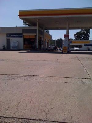 Harold's Service Center