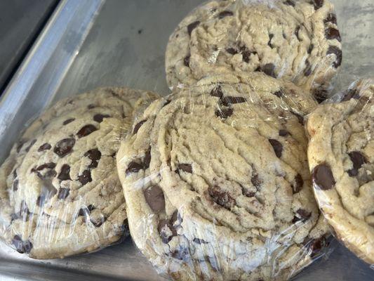 Delish Deli & Bakery