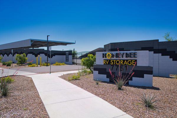 Honey Bee RV Storage