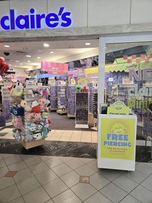 Front of Claire's