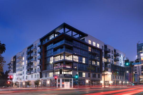 Highly sought-after location in the heart of Hollywood, featuring convenient access to world class dining, Hollywood landmarks and renowned