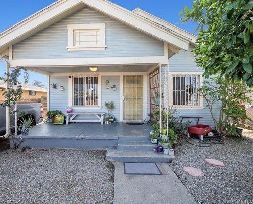 *first time homebuyers *down payment assistance *amazing customer service *bilingual