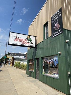Frank's Sporting Goods