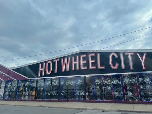 Hot Wheel City