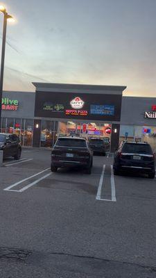 Happys Pizza & Savvy Sliders 8pc Smoked BBQ Chicken (Dark Meat) Dinner