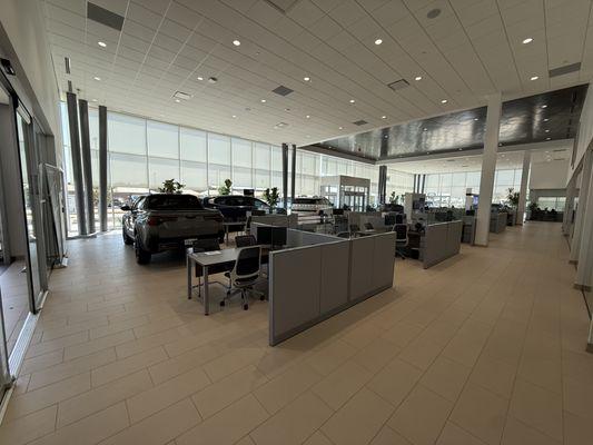 Alliance Hyundai Showroom