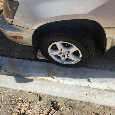 My tires were slashed by a vandal.