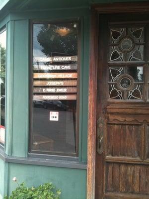 Portobello Road & Camel Antiques