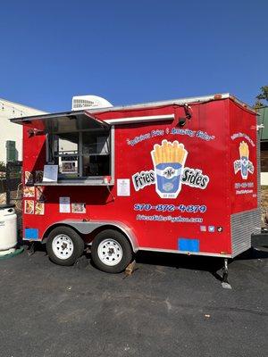 We make sure we deliver Delicious Fries and Amazing Sides at Fries ~N~ Sides. Hearty portions & quality are a must!