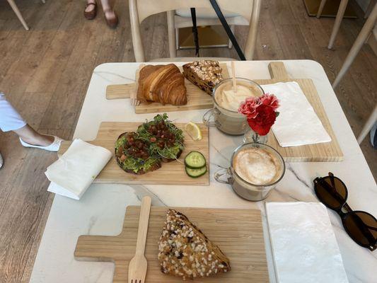 Giorla’s Coffee Roaster & Wine Bar