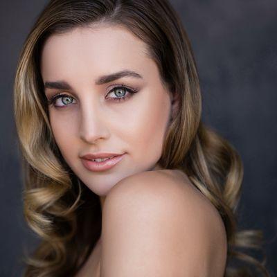 Beautiful natural Bridal makeup