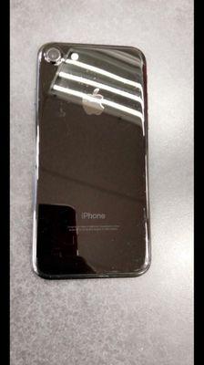 IPHONE 7 jet black 128gb unlocked $300
In good condition 
Ready to sell