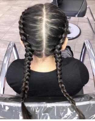 BAE Salon