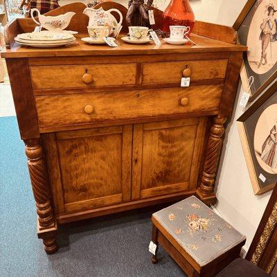 Traditions Antique Mall