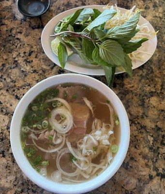 P6. Pho Tai Gan Sach