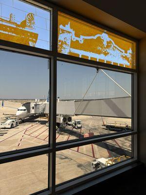 San Antonio International Airport (SAT)