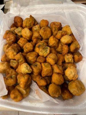 Three Little Pigs Bar-B-Q