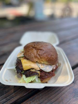 Cali-Esque Burger