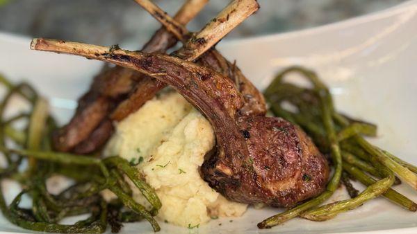 Lamb Chops & Mash Potatoes
