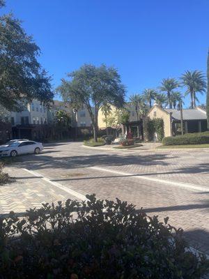 Kendall Lake & Lantern Square