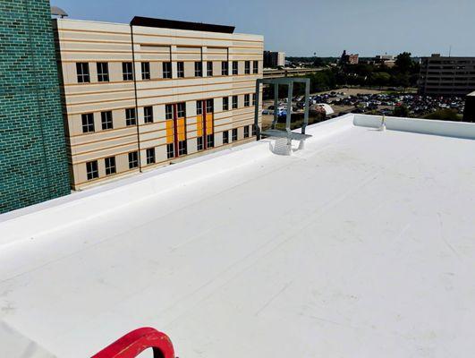 Exceeding commercial Rooffin inc