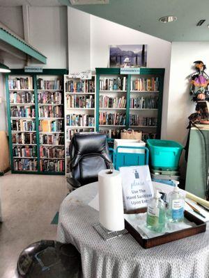 Maui Friends of the Library