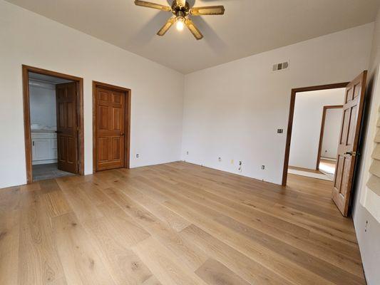 United Wholesale Flooring