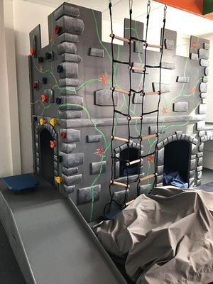 Castle play therapy