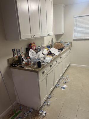 Unique 24/7 Cleaning Services