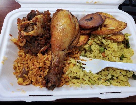 Fried Rice, Jollof Rice, Goat meat, Chicken and plantain. This is their combo special!! Worth it!!!! #Ujuskitchen rocks
