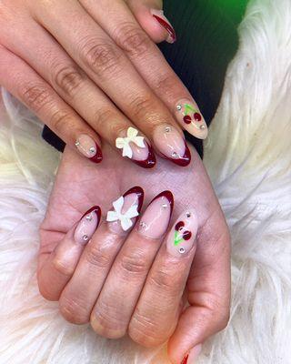 Sweet nail, sweet life!