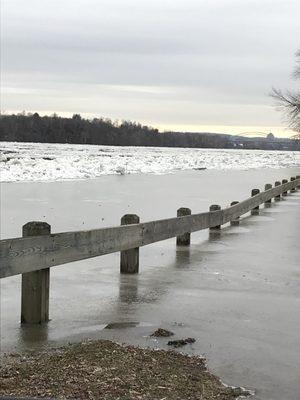 Connecticut River has just become the Yukon River. It's a break up.