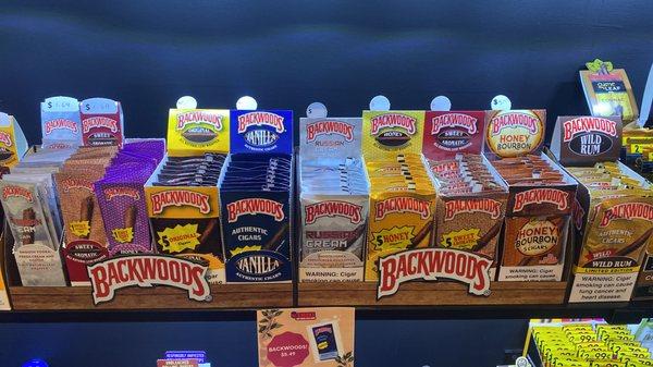 We carry all varieties of backwoods, packwraps, grabba leafs, slapwoods, and more