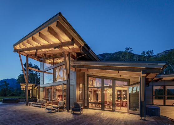 Radium Hot Springs Cabin